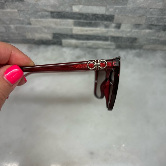 Salvatore Ferragamo Sunglasses NEW - Picture 2 of 10